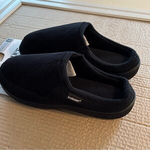 Isotoner Gel-Infused Memory Foam Slippers - Black  LRG 9 1/2 - 10 1/12 (NWT)